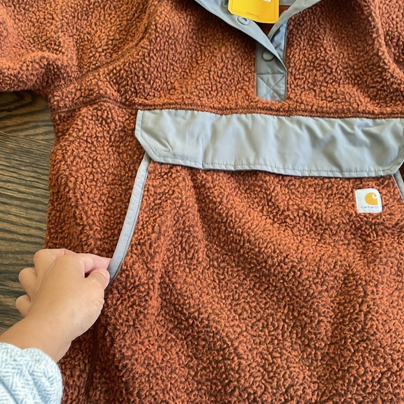 NWT Carhartt women’s fleece pullover - Picture 7 of 10